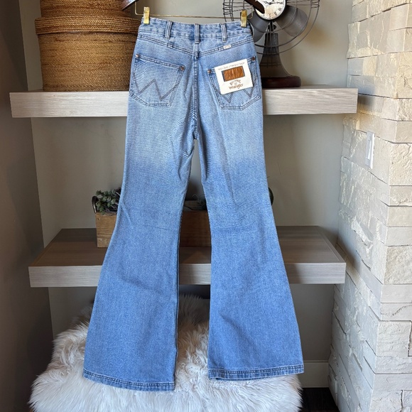 NWT Billabong Wranglers  Blue Bell Bottom Jeans - Picture 5 of 8